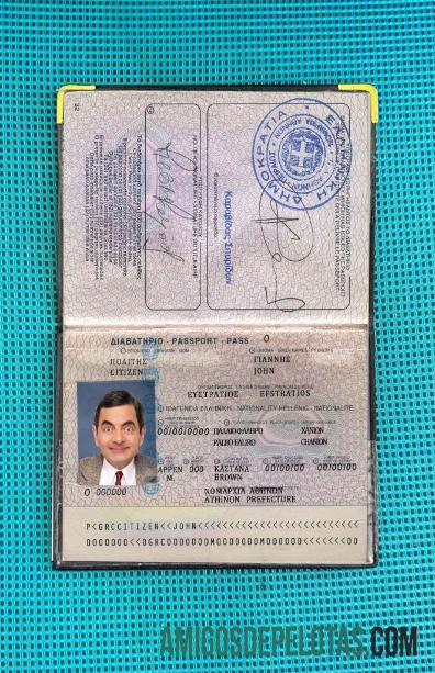 Aparência fotográfica da versão 3 do passaporte da Grécia exemplo